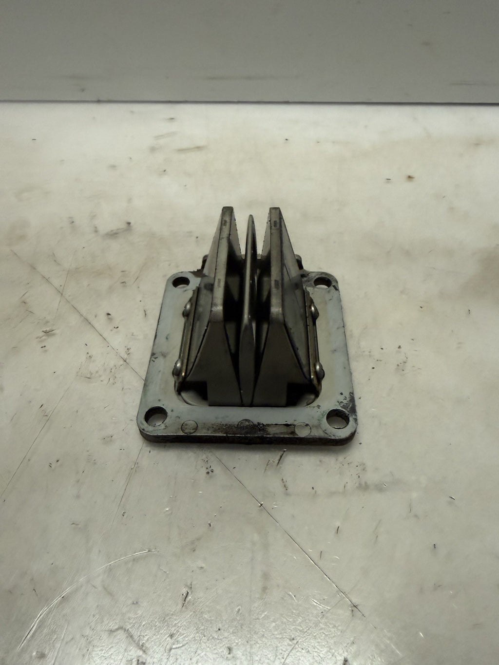 2006 KTM 85SX VFORCE REED VALVE CAGE ASS’Y 47030052004