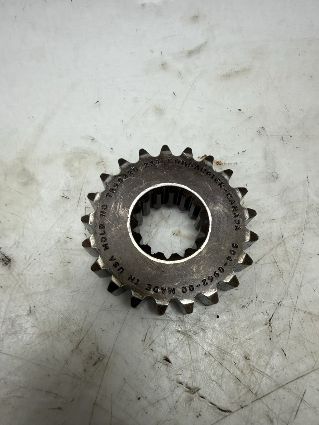 2000-2019 Ski-Doo MXZ Summit 800 OEM Chaincase 21T Sprocket Gear 504-0962-00