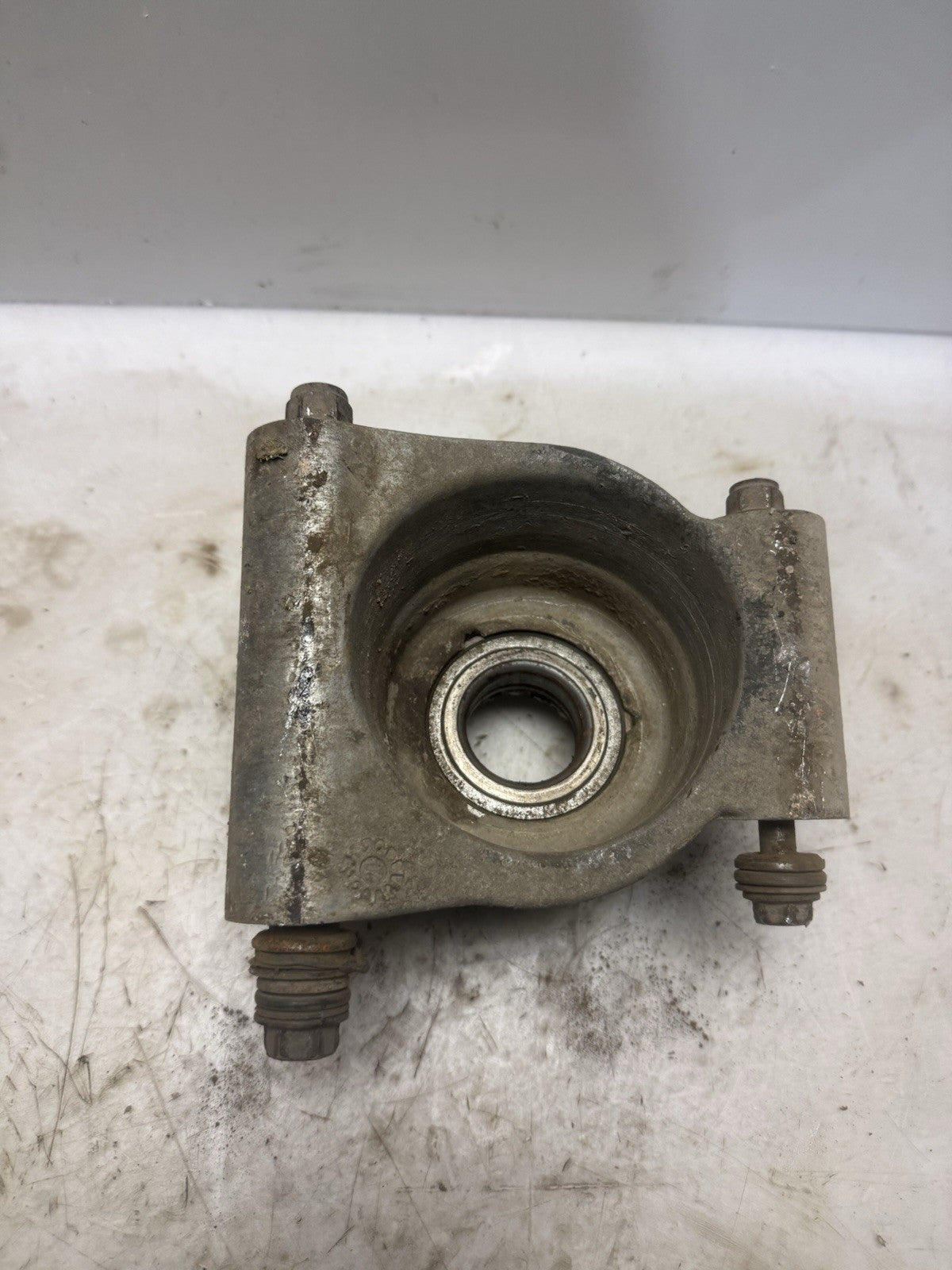 2018-2026 Polaris Ranger XP 1000 NSTR OEM LH Left Rear Bearing Carrier Knuckle