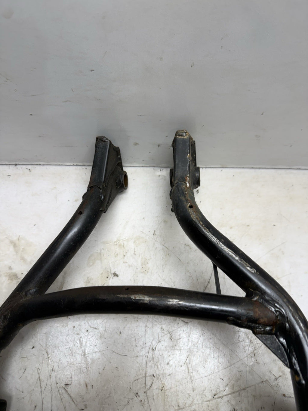 1998-2006 Suzuki Katana GSX600F OEM Center Stand 42100-08F00