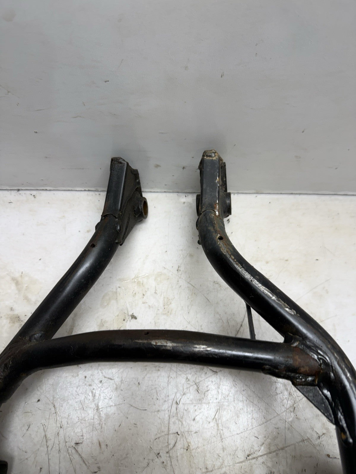 1998-2006 Suzuki Katana GSX600F OEM Center Stand 42100-08F00