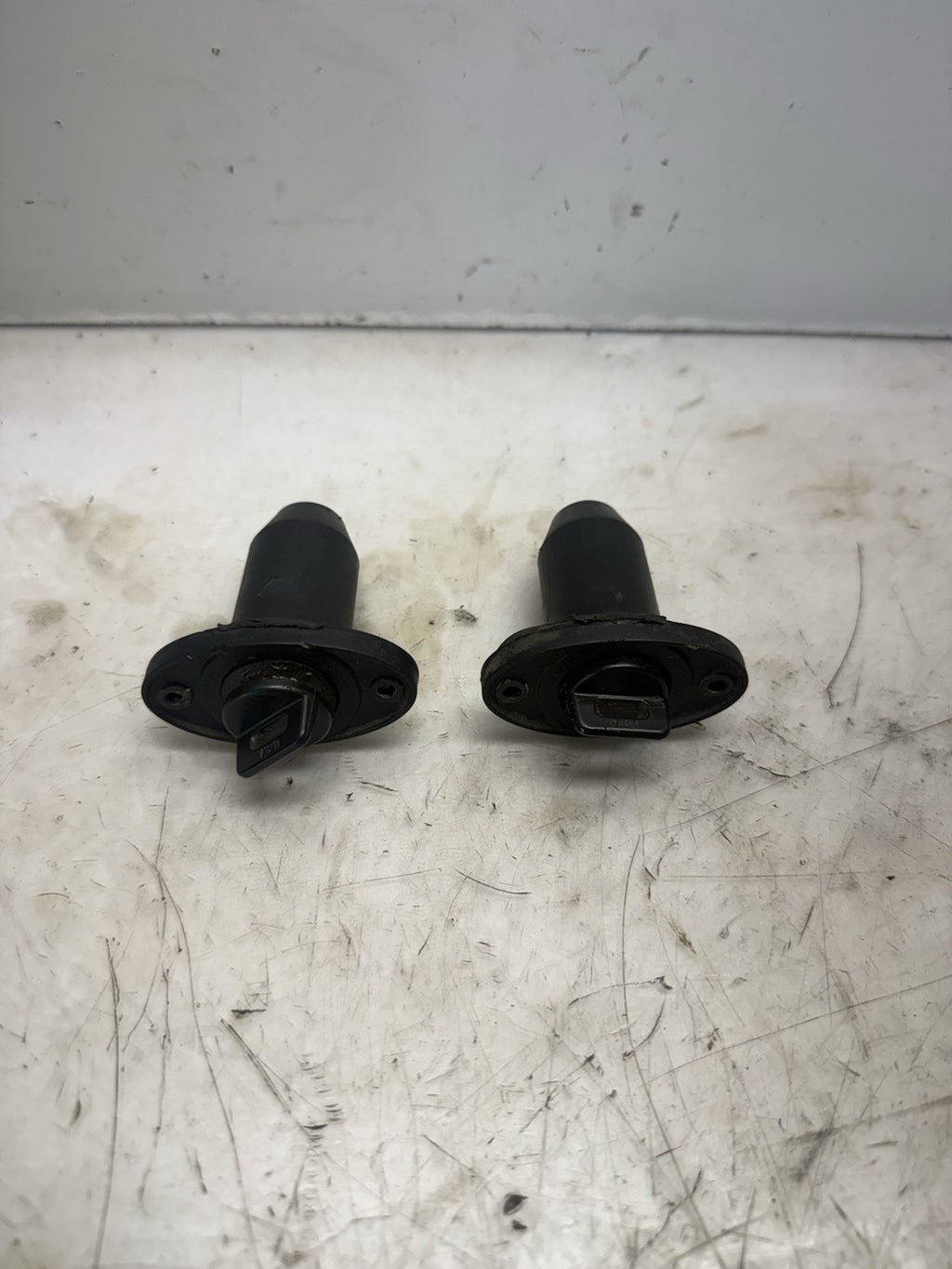 2004-2011 RXP GTX GTI LE Sea-Doo Jetski OEM Drain Plug Ass'y Set