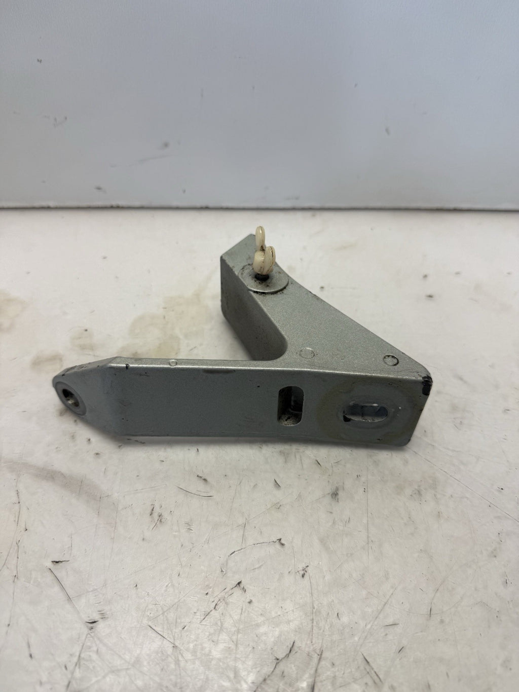 1997-2003 Sea-Doo GTI GS 720 OEM Right RH Engine Mount 270000180