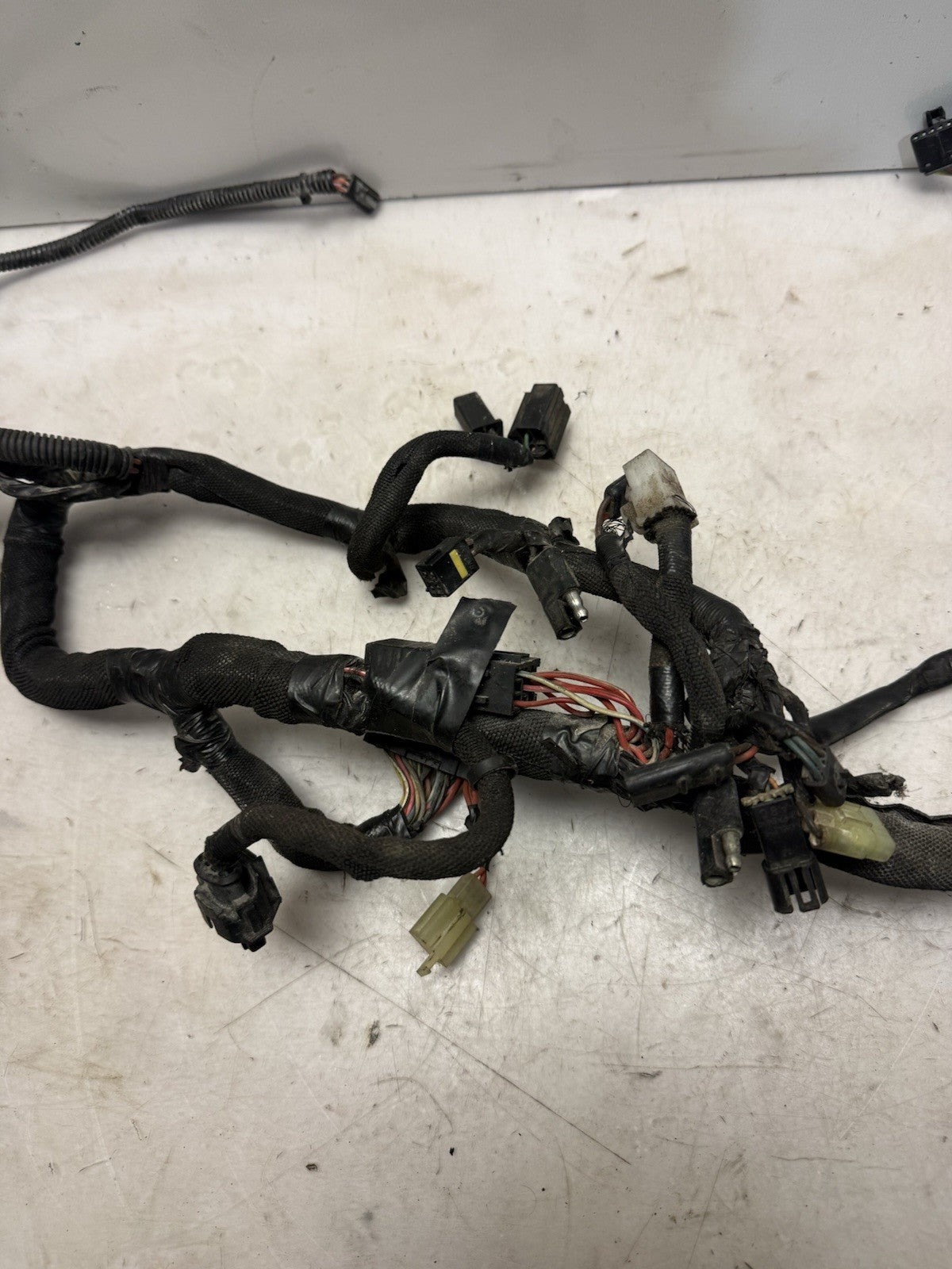 2009 POLARIS RMK 700 144” Main Wiring Harness 2411529
