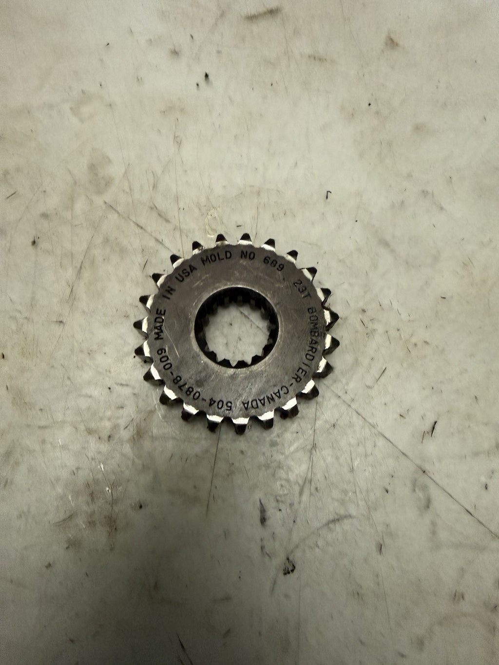 1996-2000 SKI-DOO Formula 500 583 OEM 23T Tooth Sprocket Gear 504078400
