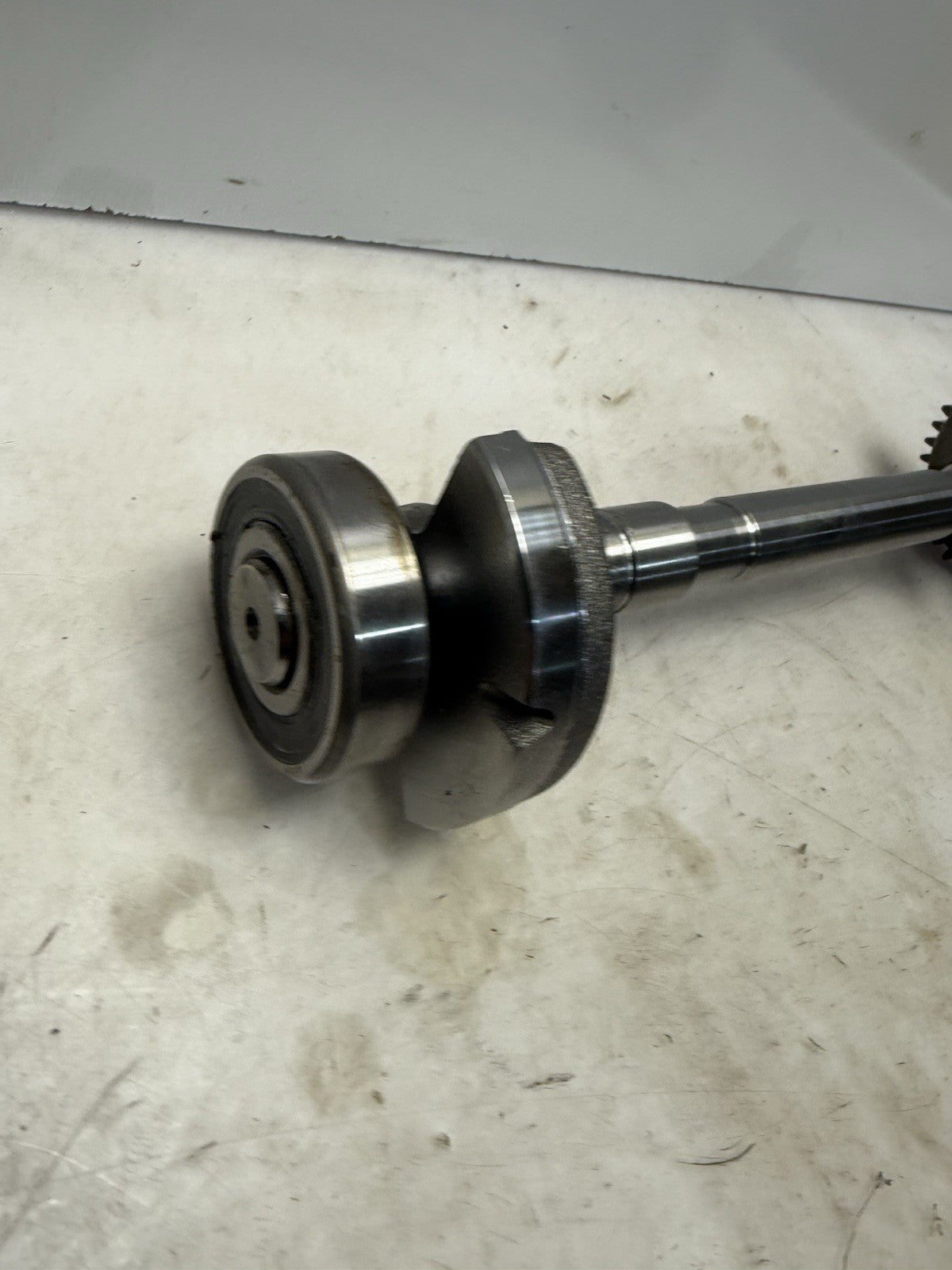 1997-2005 Sea-Doo OEM Counter Balance Shaft Ass'y 290837406 Challenger GSX RFI