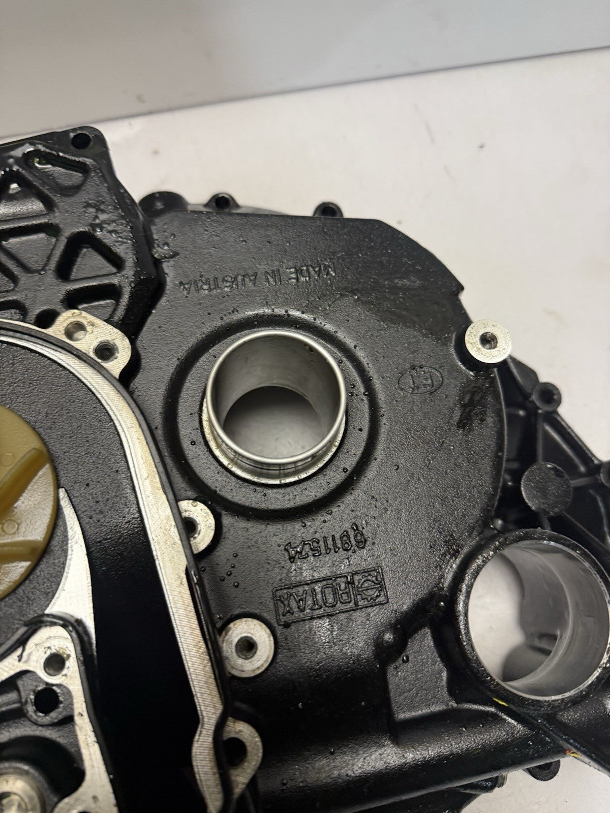 2003-2005 Sea-Doo RXT / RXP 215 OEM Timing Drive PTO Stator Cover 420811579