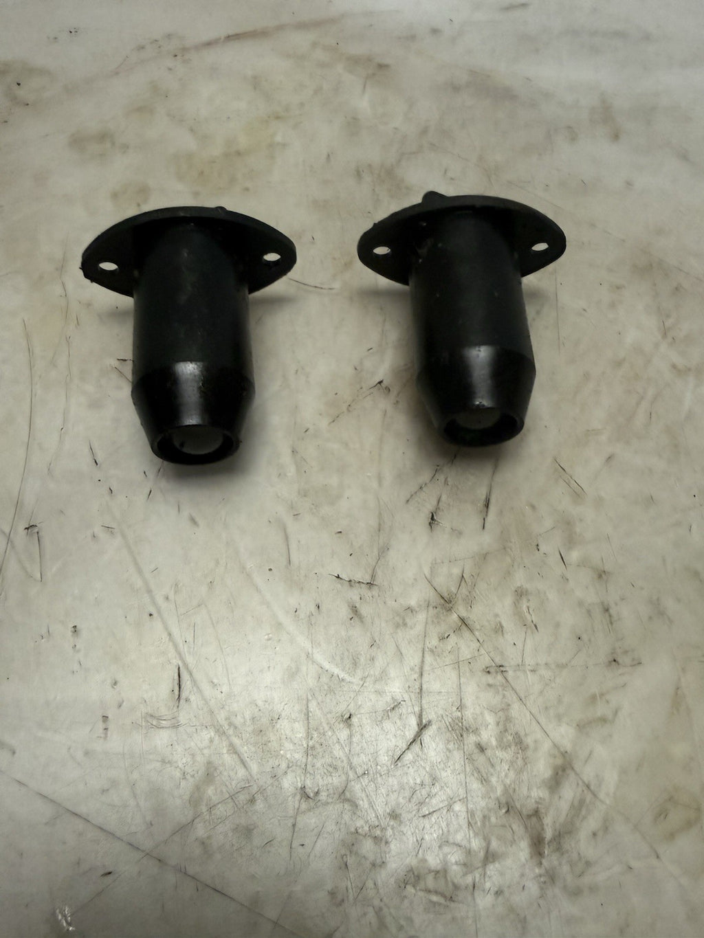 2001-2004 Sea-Doo OEM Rear Body Drain Plug Ass'y Set 292000685 GTX GTI RX XP