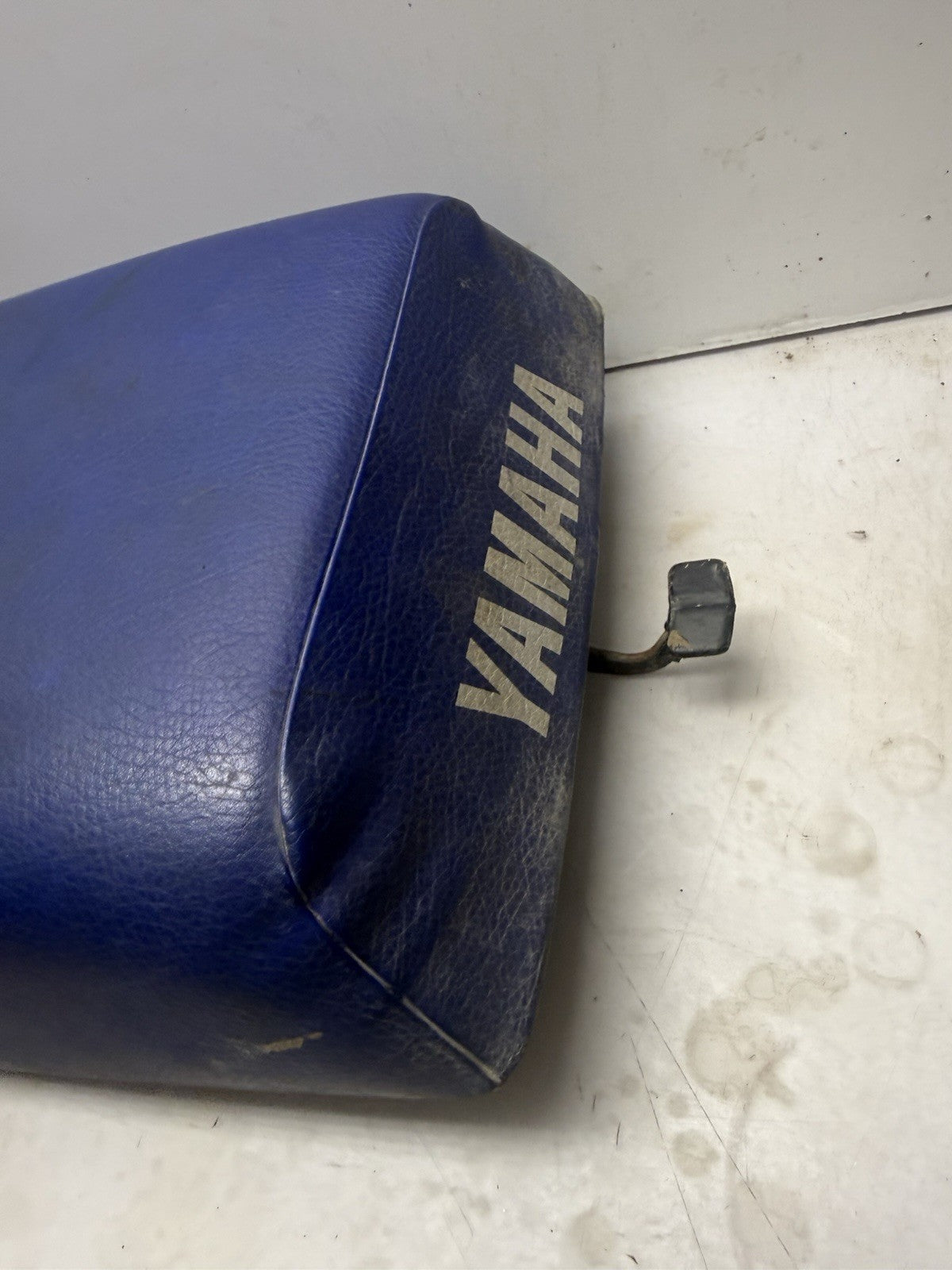 Yamaha Banshee YFZ 350 OEM Seat (Blue Cover)