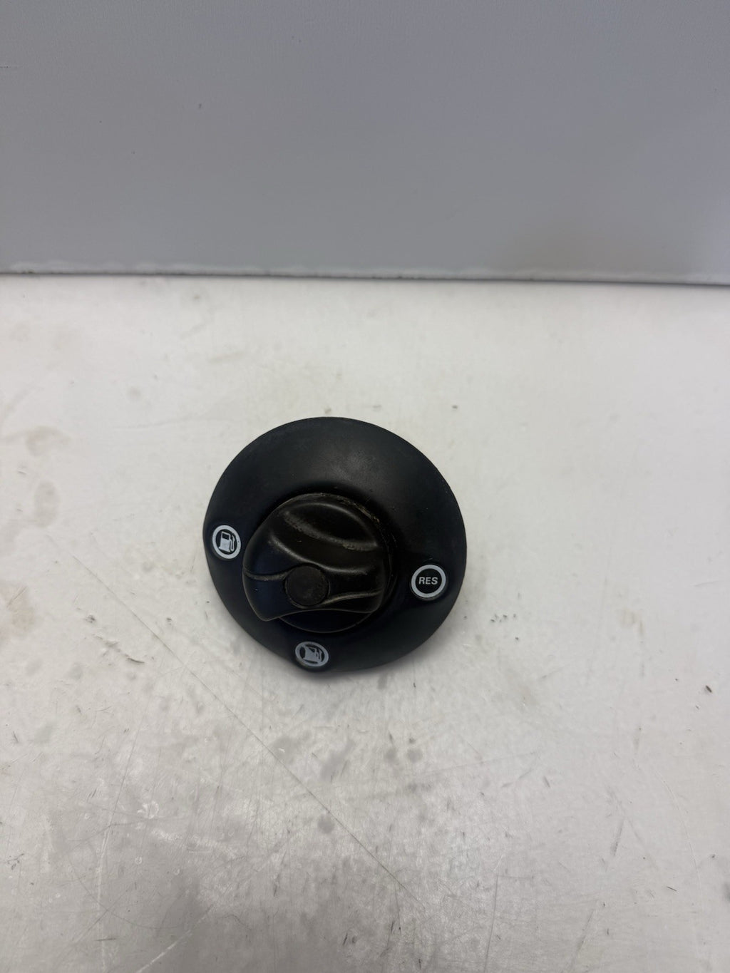 1998-2001 Sea-Doo OEM Petcock Gas Fuel Valve 275500400 XP Limited SPX LRV GTX