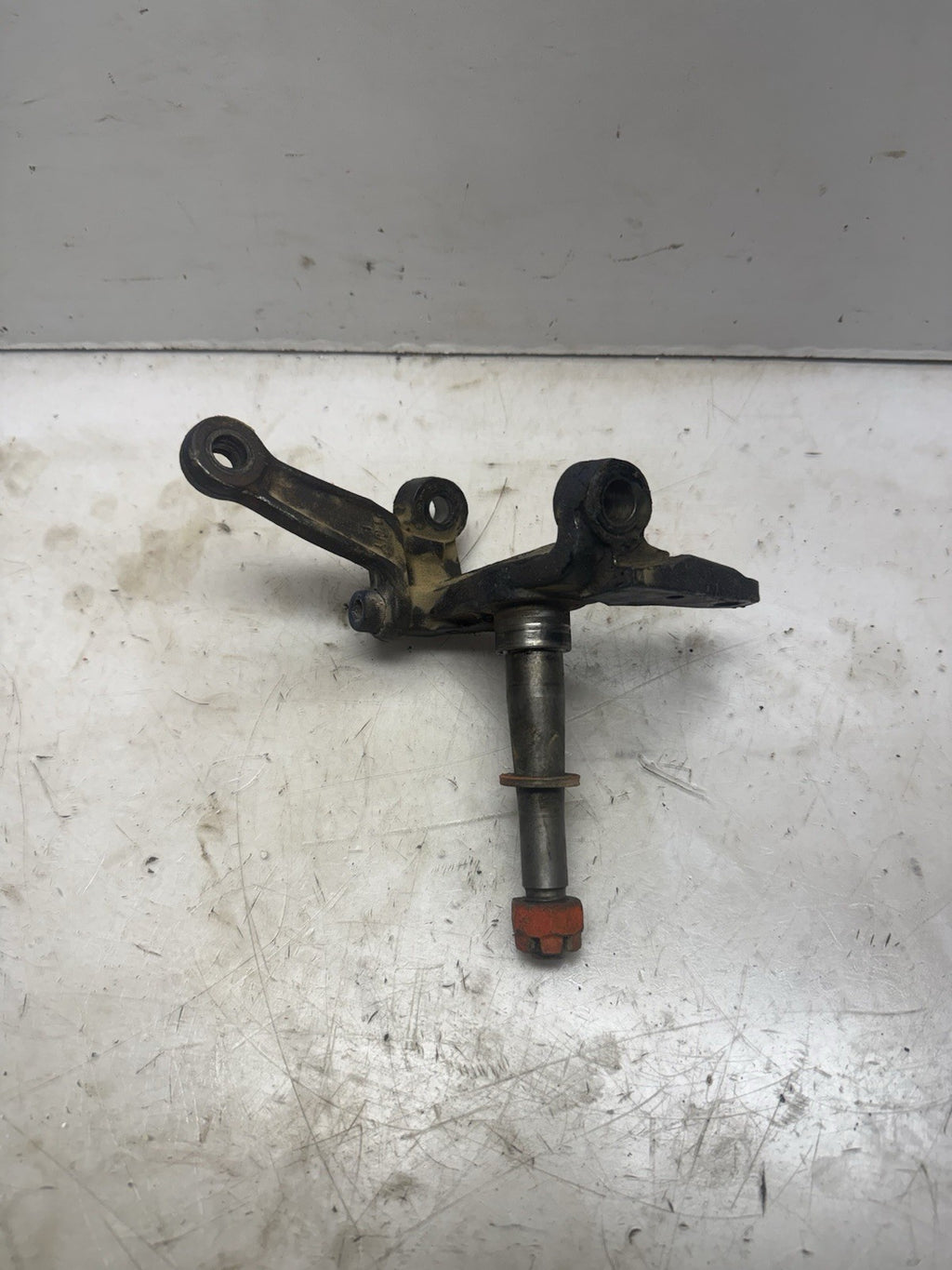 GOOD 1989-2013 Yamaha Raptor 250 / Banshee 350 OEM LH Left Front Spindle