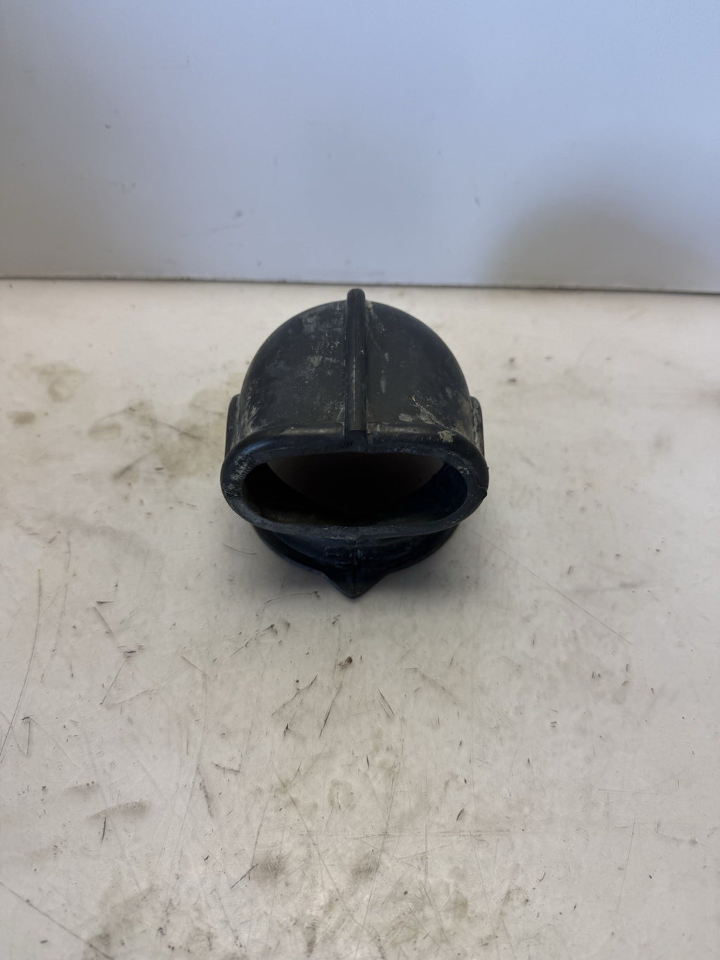 1995 Polaris SLT 750 OEM Short Air Inlet Duct 5432063
