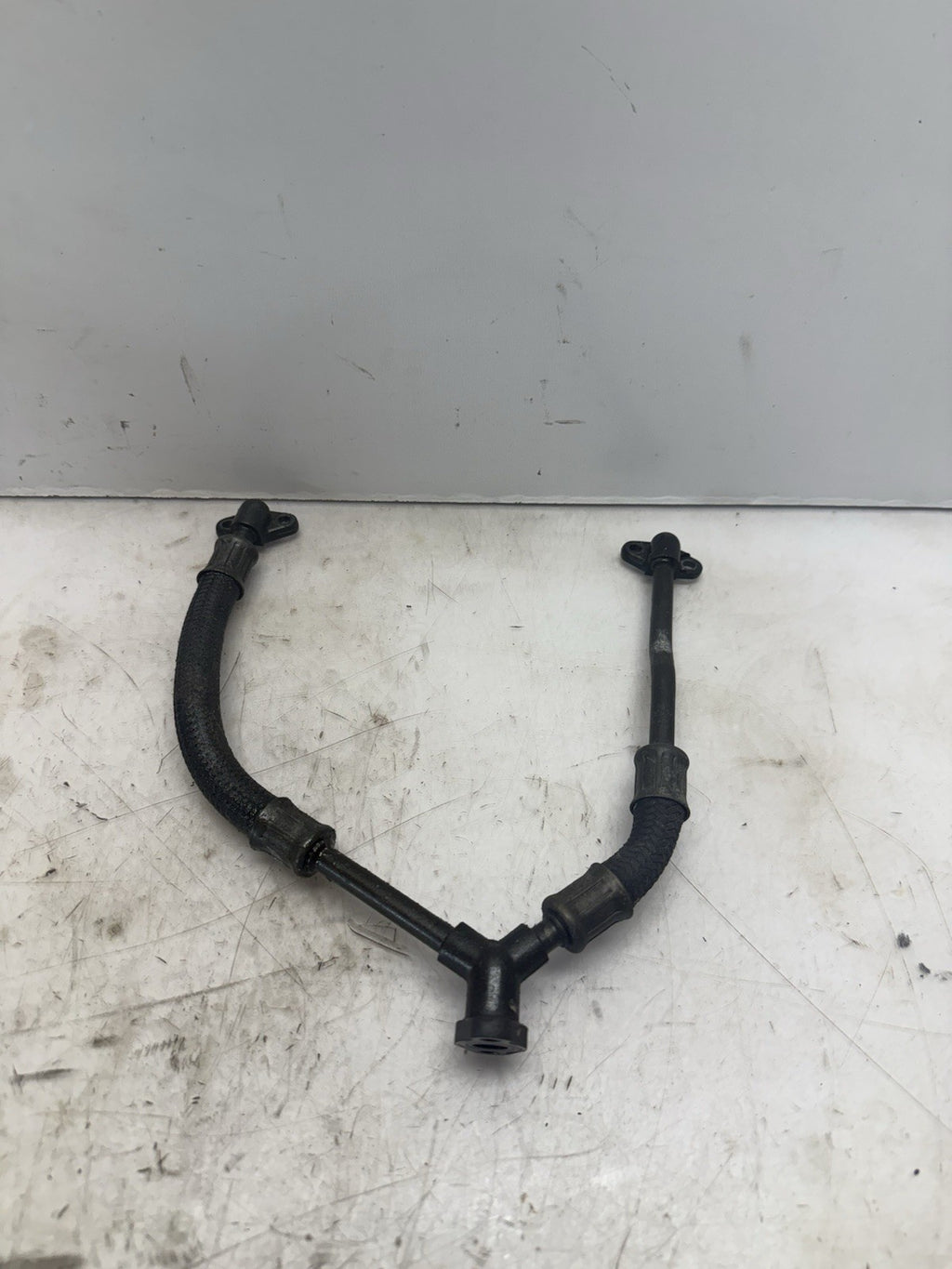 1988-1996 Suzuki GSX600F Katana 600 Oil Head Cooler Y Hose 1132827A04
