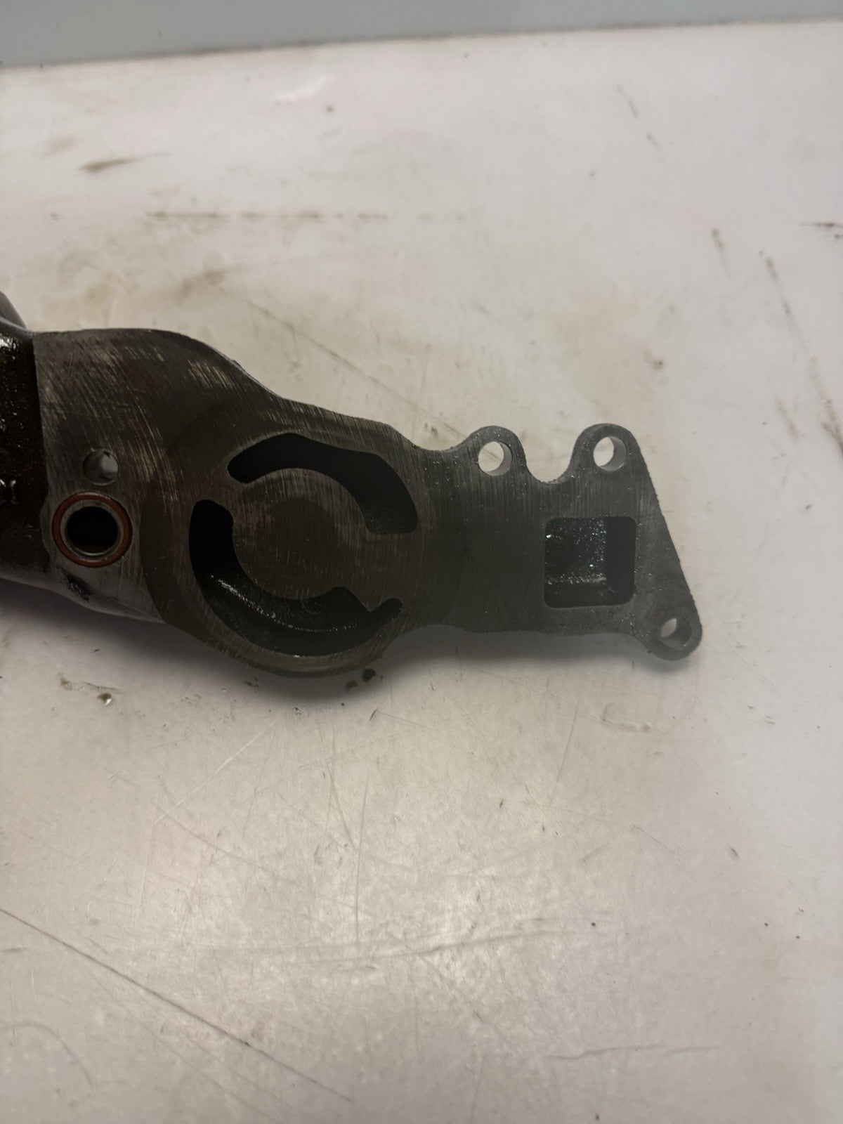 Caterpillar CAT 3208 OEM Engine Motor Oil Pump Cover Assembly 9N249