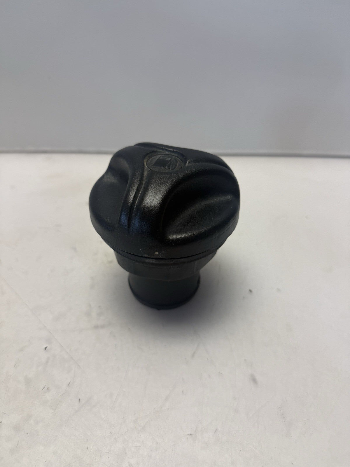 1996-2011 Sea-Doo GTX LTD 947 OEM Gas Fuel Filler Neck & Cap 275500231 275500153