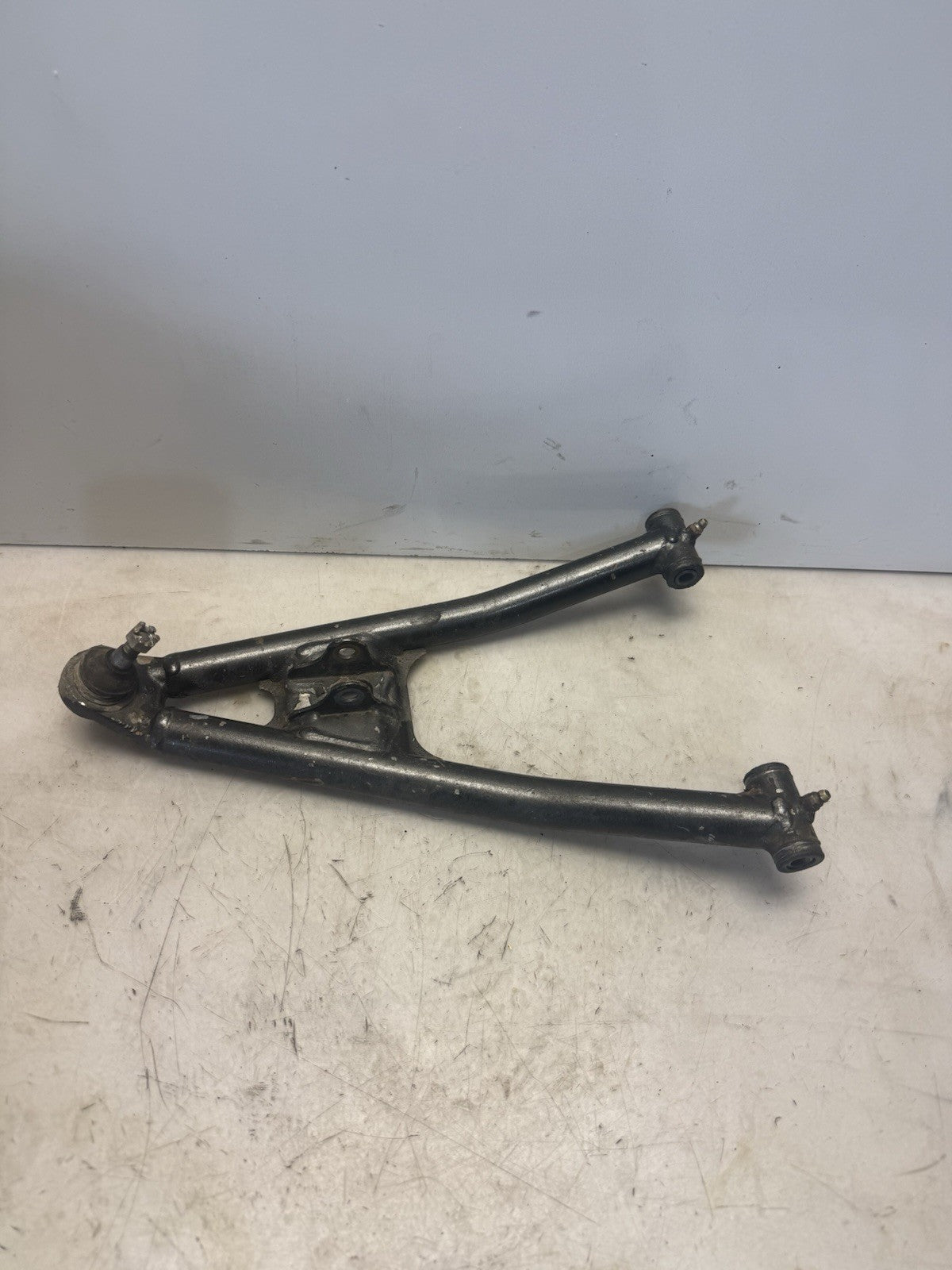 2004-2013 Yamaha YFZ450 OEM LEFT LH LOWER CONTROL A-ARM
