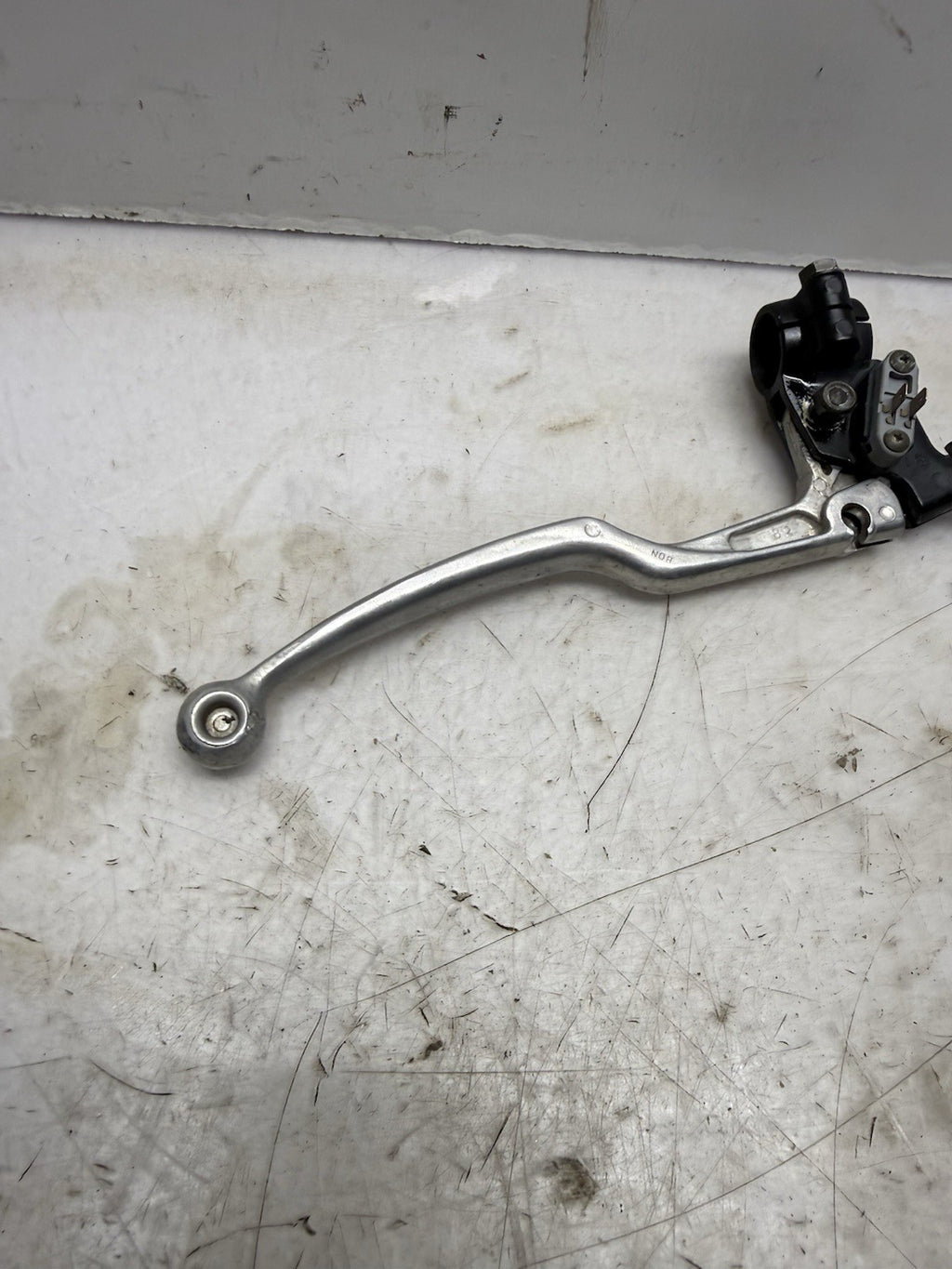 1998-2008 SUZUKI KATANA 750 GSX600F OEM CLUTCH PERCH MOUNT WITH LEVER