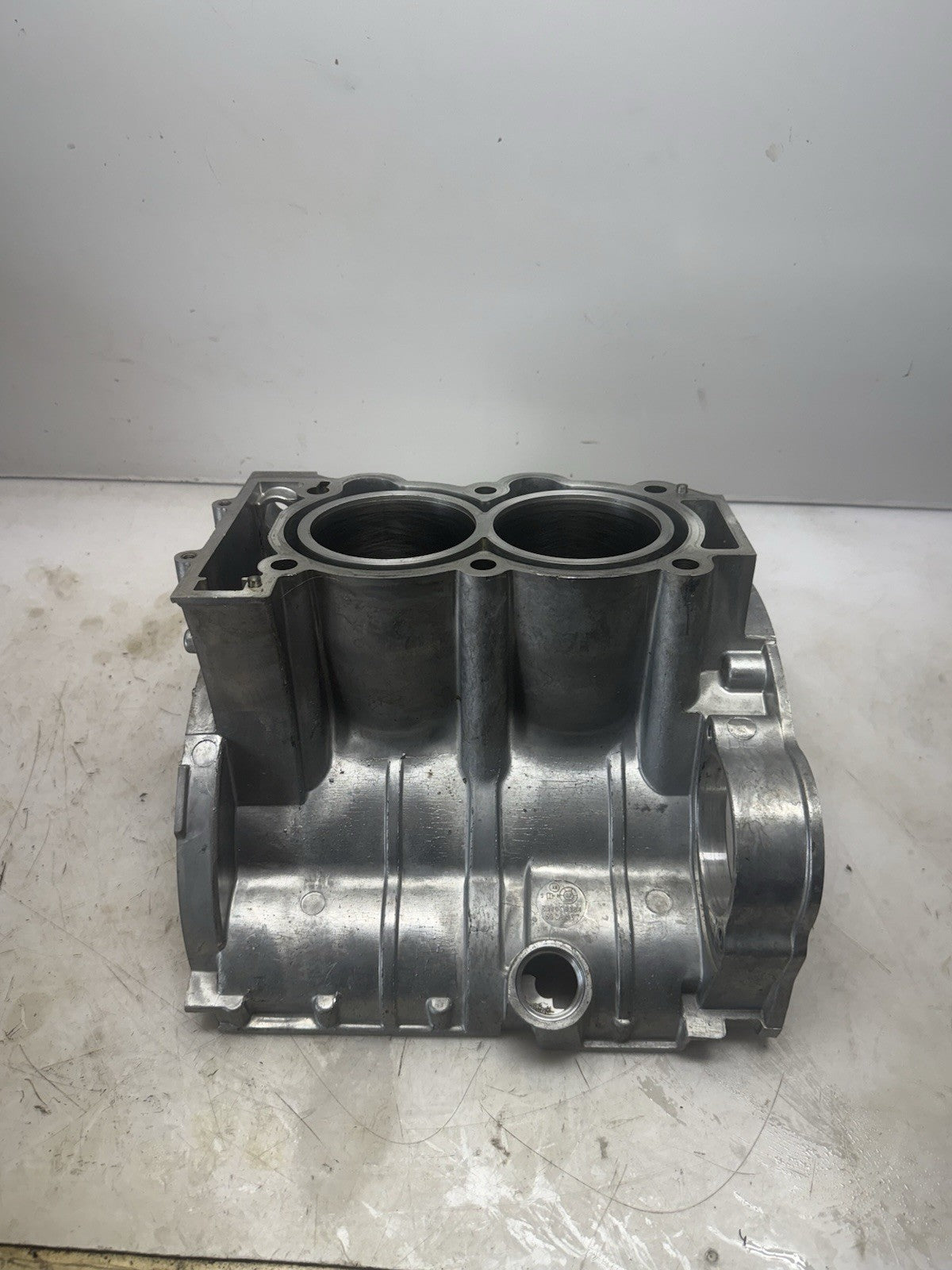 2009 Polaris Sportsman 850 XP OEM Cases Upper Lower Crankcase 2204084