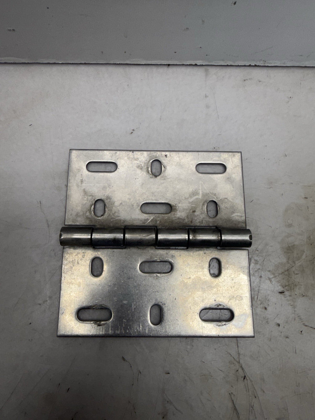 1997-1998 CHALLENGER 1800 SPEEDSTER OEM ENGINE COMPARTMENT HOOD HINGE SET