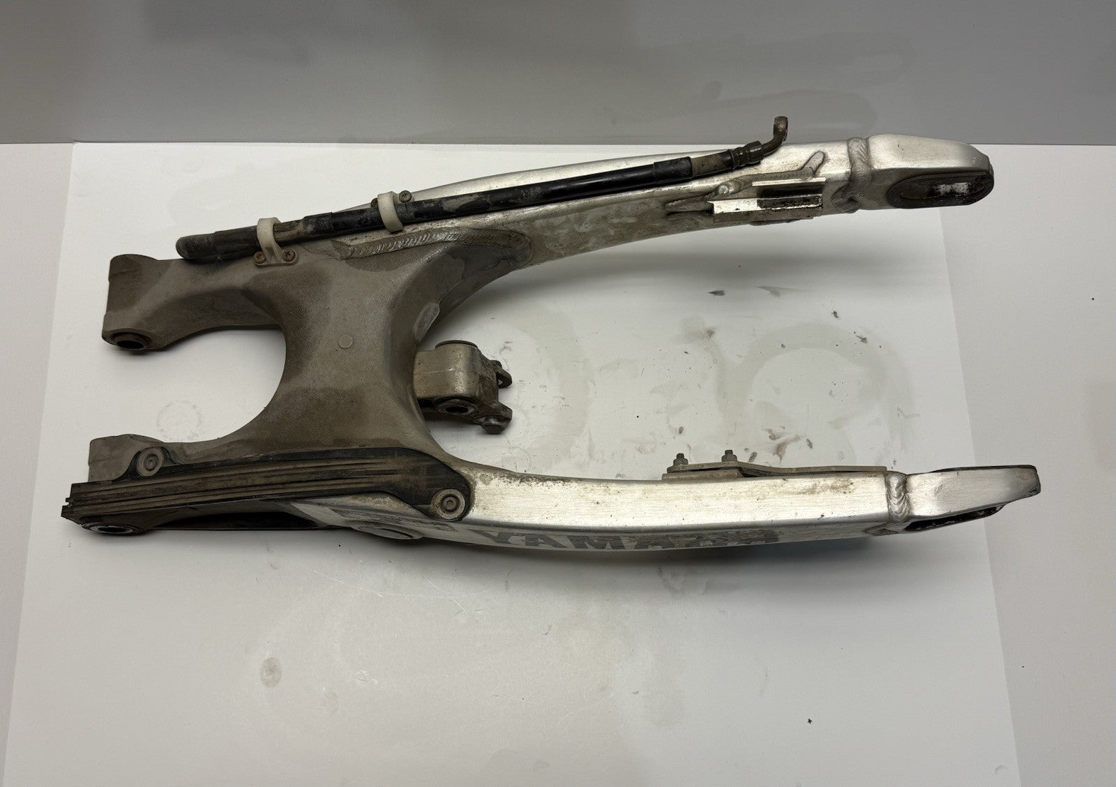 2003-2004 Yamaha YZ450F OEM Rear Suspension Swingarm 5UN-22110-00-00