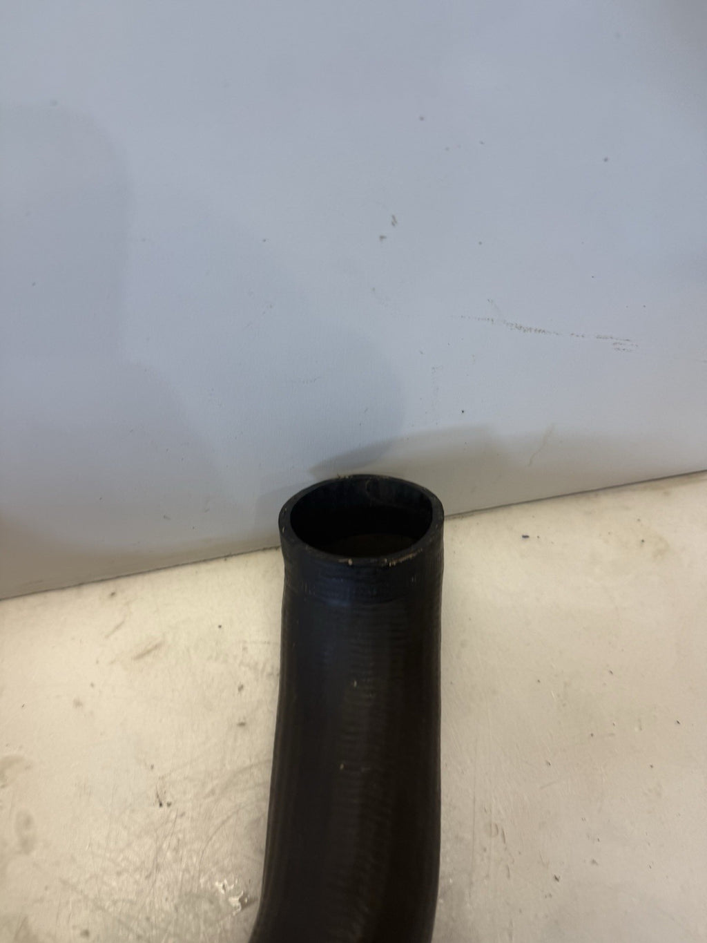 1992-1996 Polaris SL 650 700 750 780 OEM Exhaust Crossover Hose 5410648