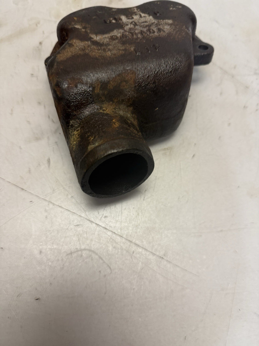 Caterpillar 3208 Diesel Engine OEM Thermostat Housing Cover 9L6983