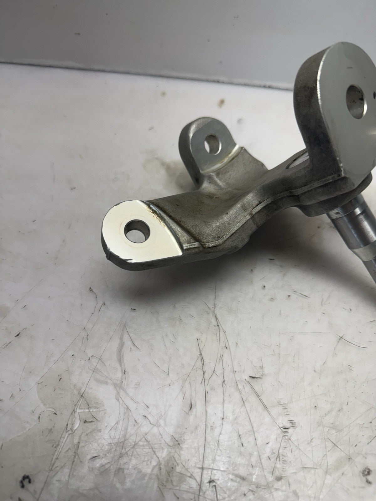 2003-2007 Suzuki Quadsport Z400 LTZ400 OEM FRONT LEFT STEERING KNUCKLE