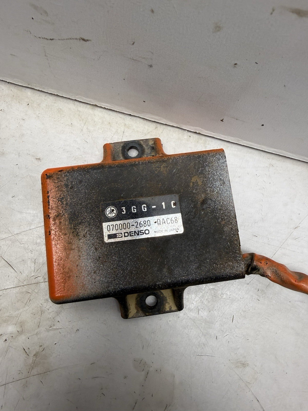 1997-2006 YAMAHA BANSHEE YFZ350 OEM CDI ECU IGNITION UNIT BOX 3GG-85540-11-00