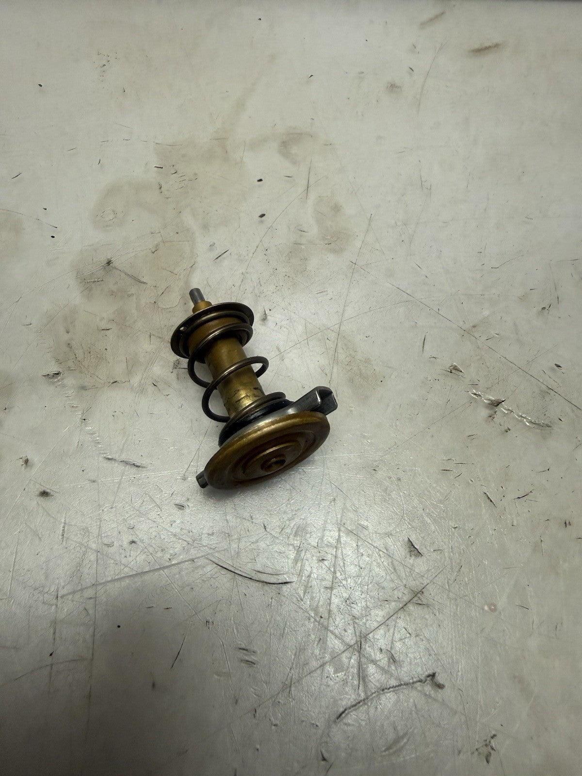 2014-2026 Sea-Doo GTI 90 / SPARK Trixx 900 OEM Thermostat 420822651