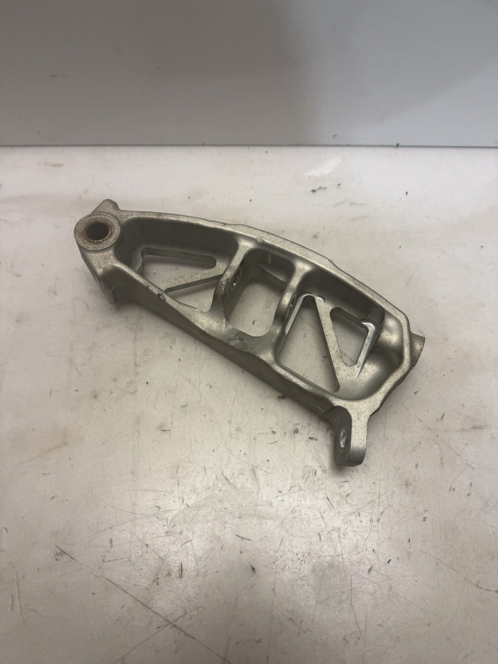 2006-2007 Polaris OEM Right Hand Steering Leg Spindle RMK 700/ 900