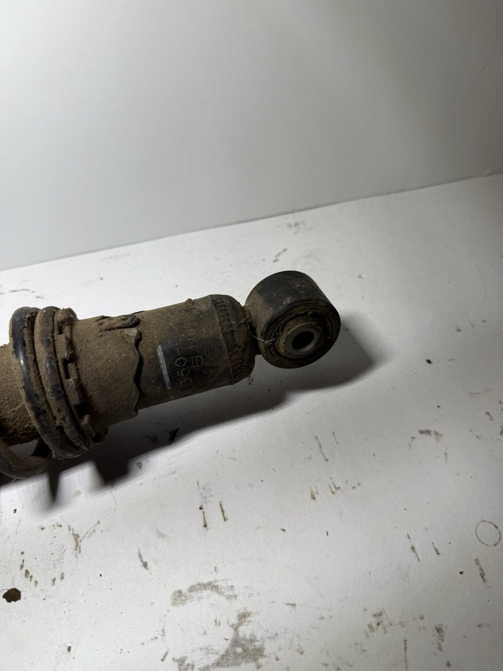 2005-2007 YAMAHA KODIAK 450 Grizzly 400  OEM Front Shock Absorber Right Or Left