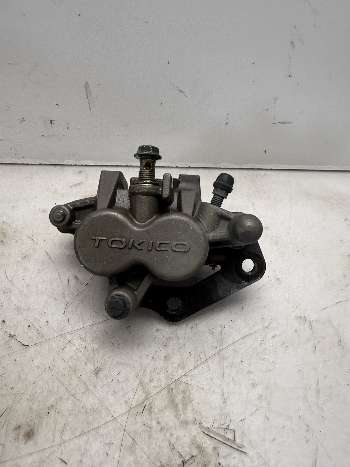 Suzuki GSX600F OEM Front Left Brake Caliper