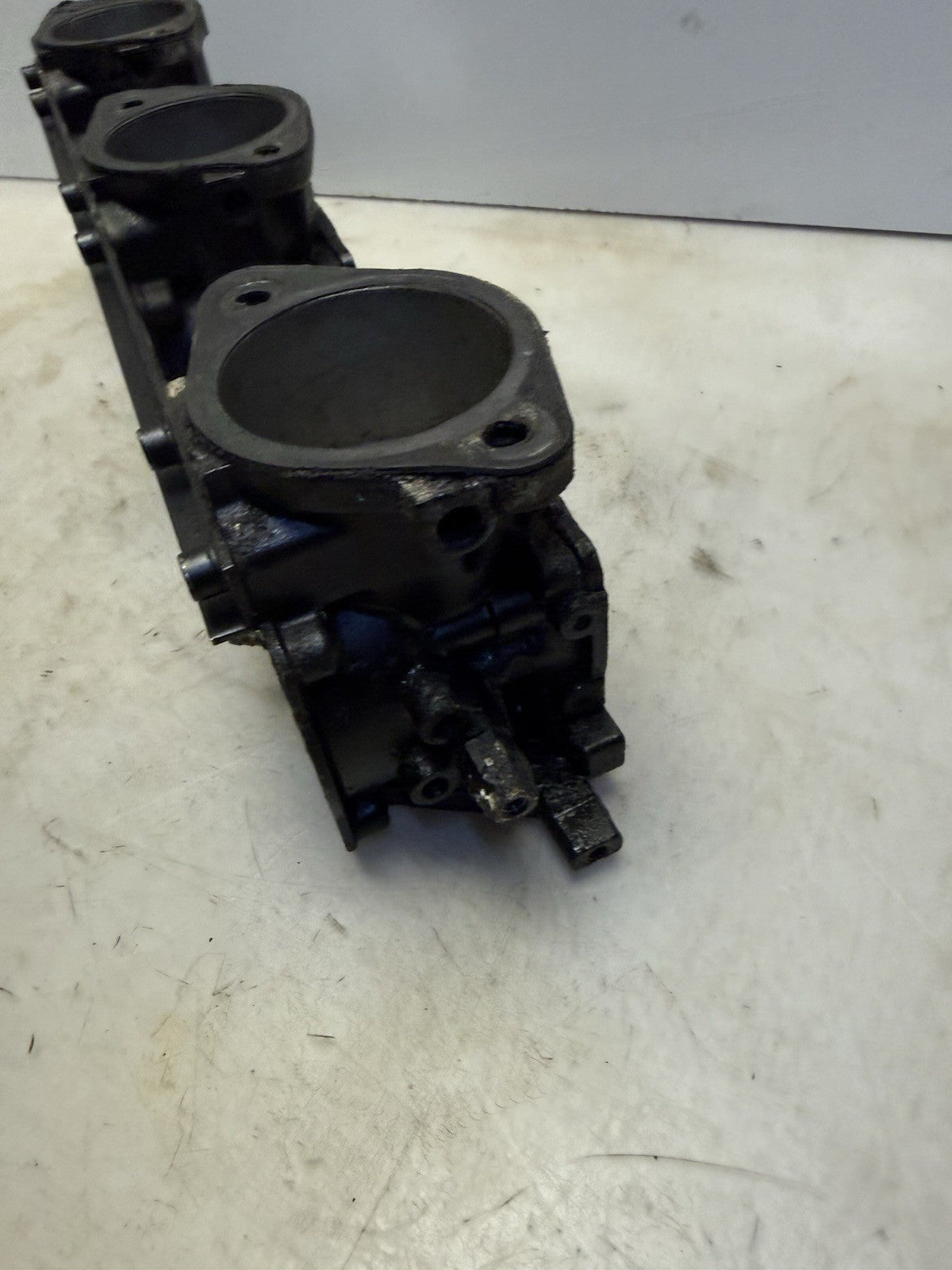 2003-2004 Polaris MSX140 OEM Intake Throttle Body Ass’y 3 Triple Barrel 1253497