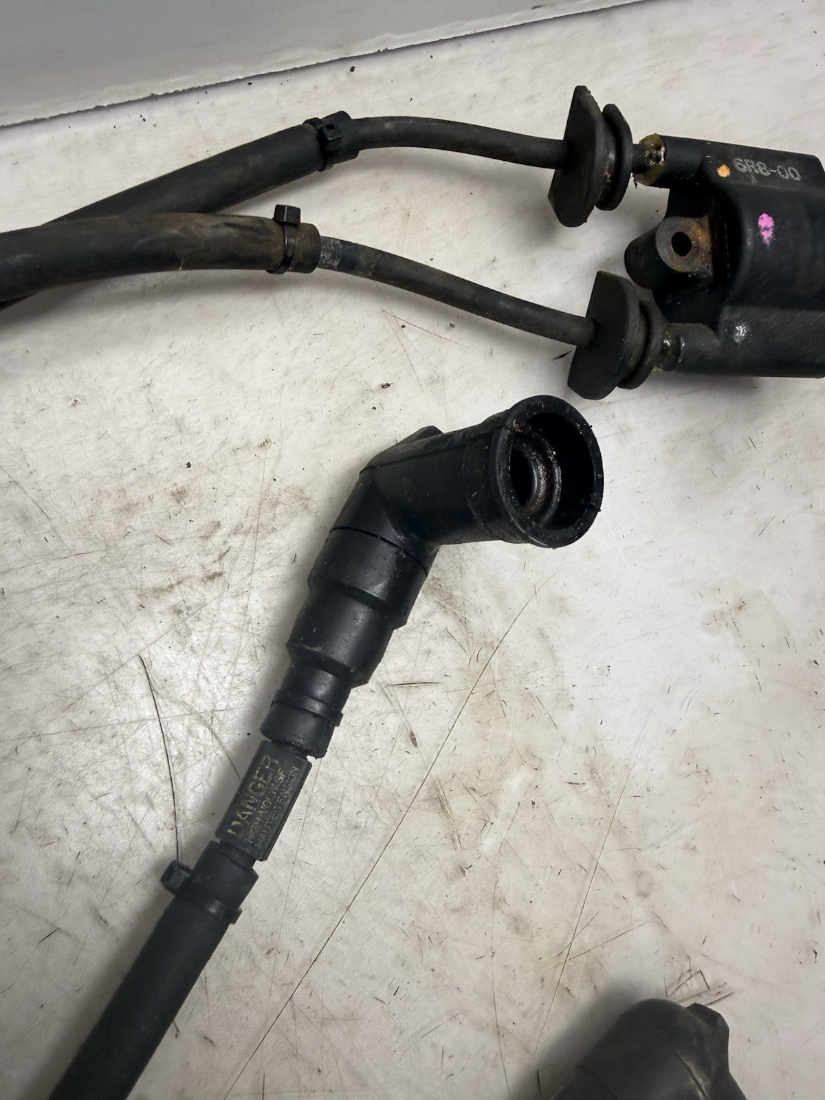 1990-1994 Yamaha WaveRunner OEM Ignition Coil Assy 6R8-85570-11-00