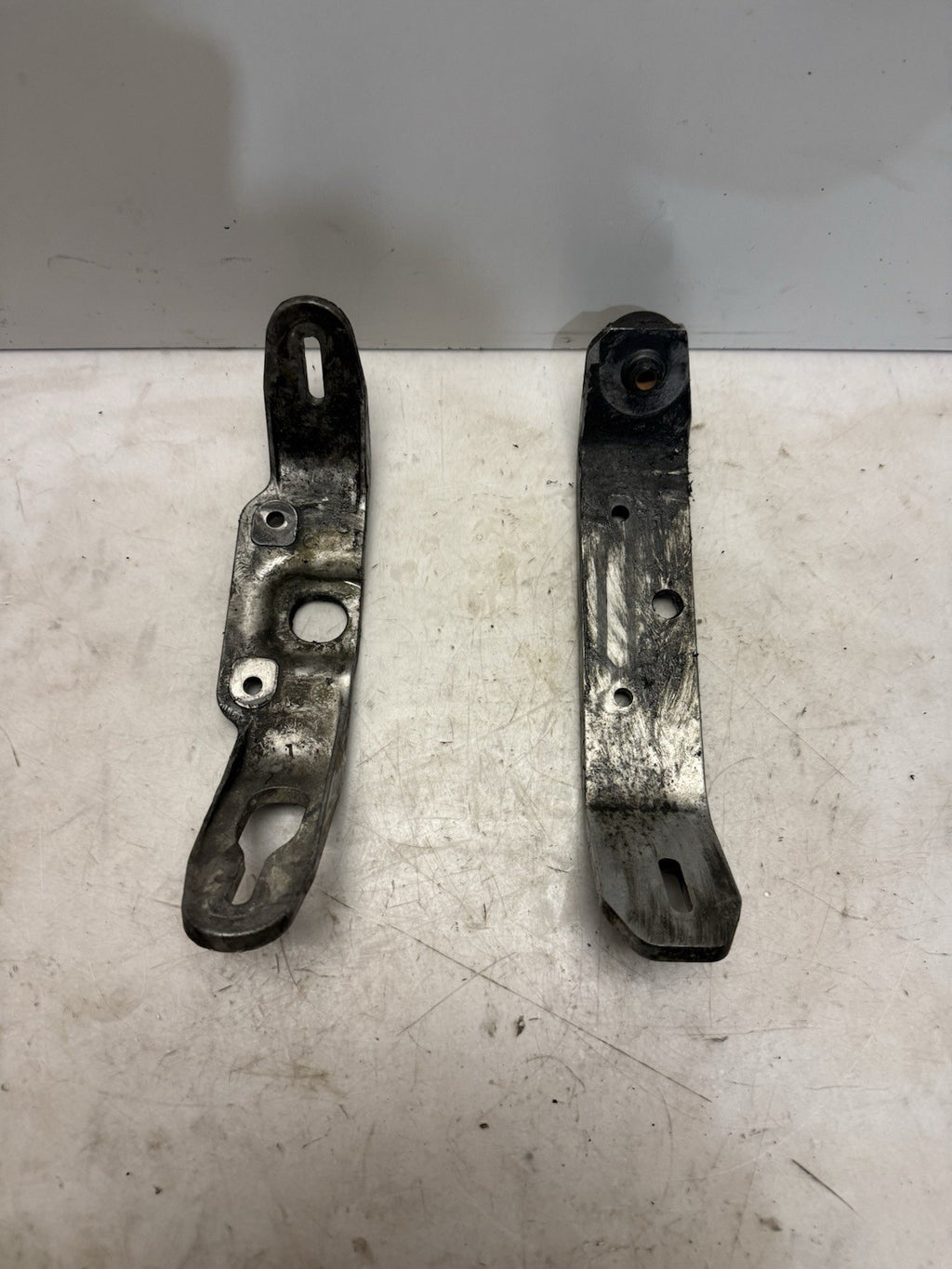 2007-2017 Polaris Dragon 700 OEM Left & Right Engine Motor Mount Strap Brace