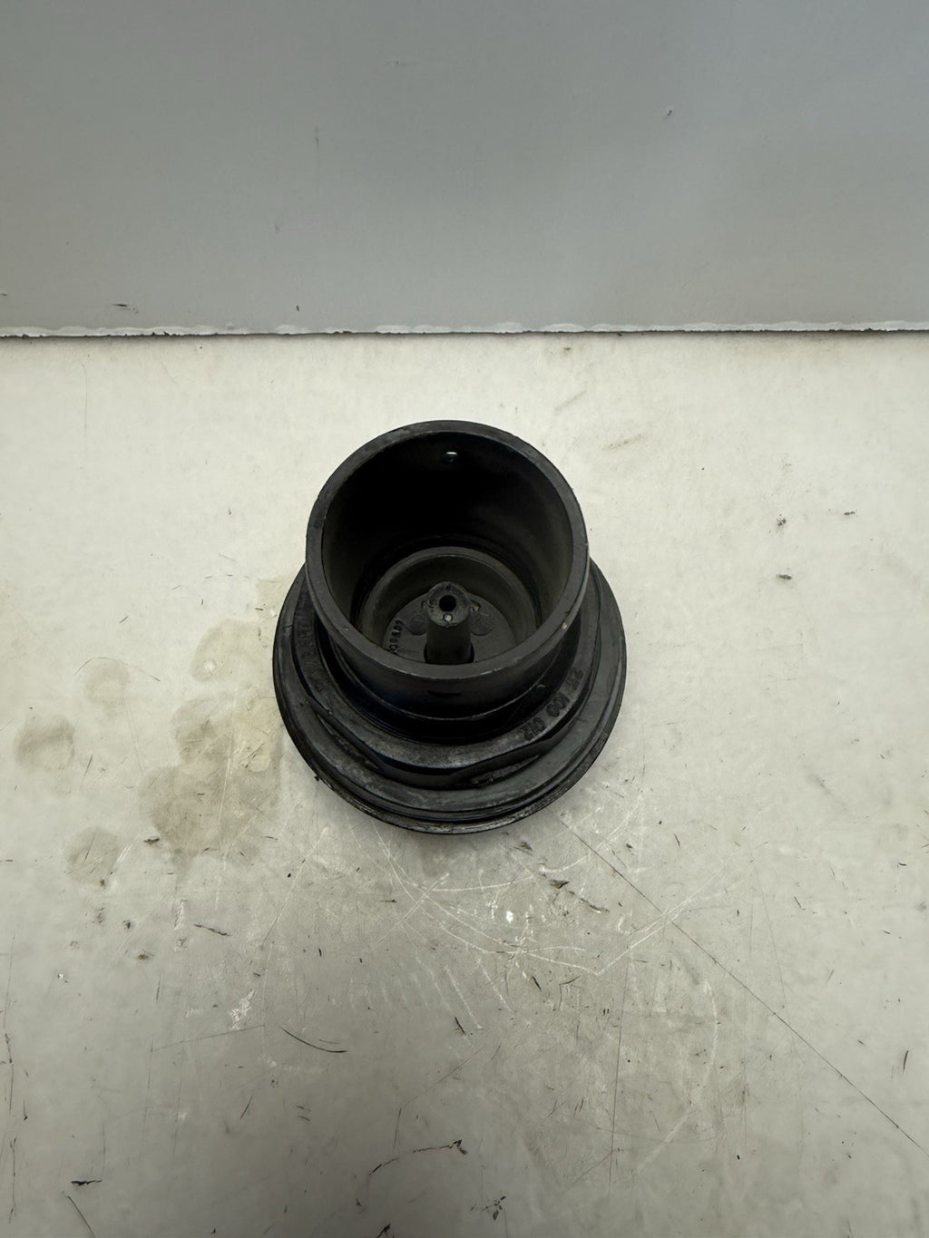 1996-2011 Sea-Doo GTX LTD 947 OEM Gas Fuel Filler Neck & Cap 275500231 275500153