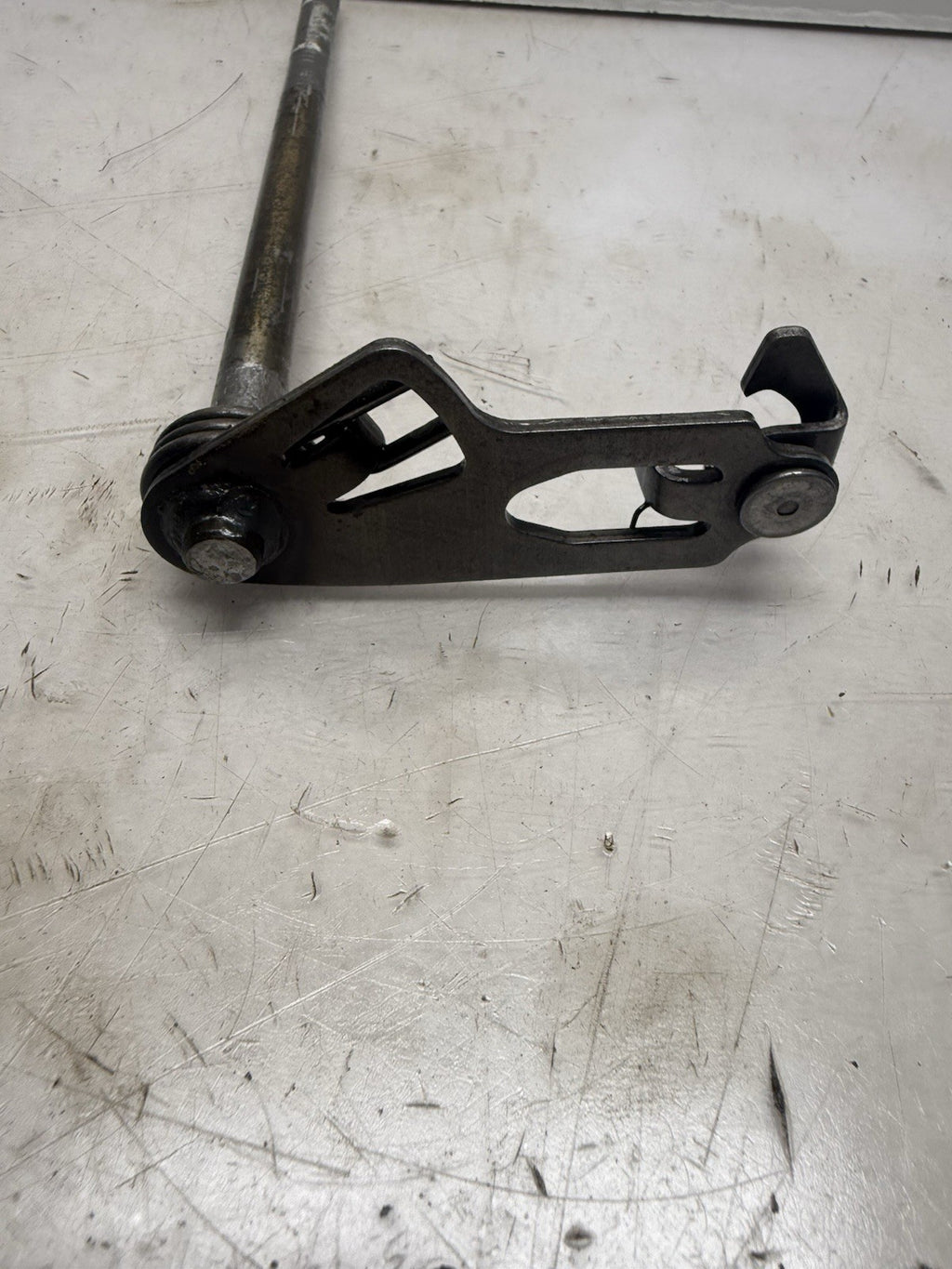 1987-2006 Yamaha Banshee YFZ 350 OEM Shift Shaft Ass’y 2GU-18101-00-00