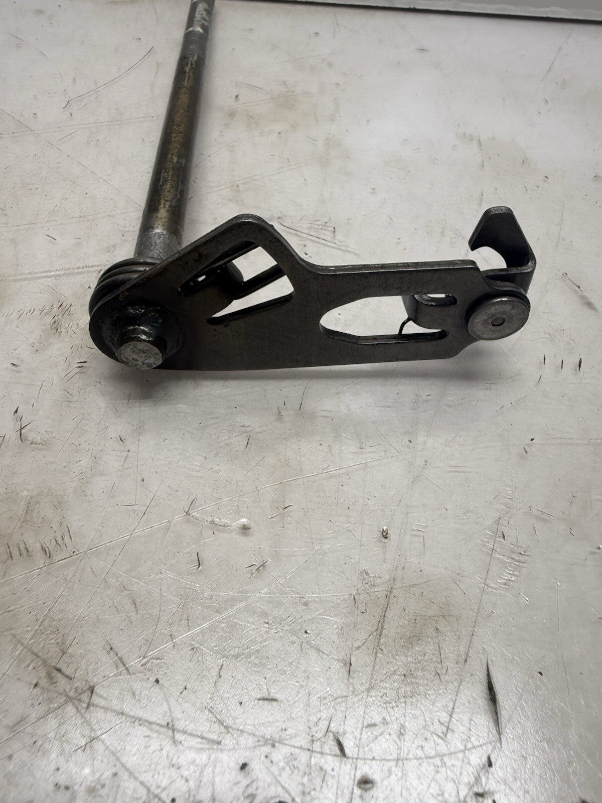 1987-2006 Yamaha Banshee YFZ 350 OEM Shift Shaft Ass’y 2GU-18101-00-00