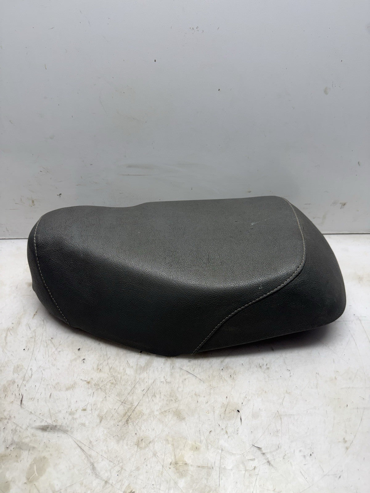 1989 Yamaha RAZZ 50cc Riva Scooter OEM Seat Ass’y