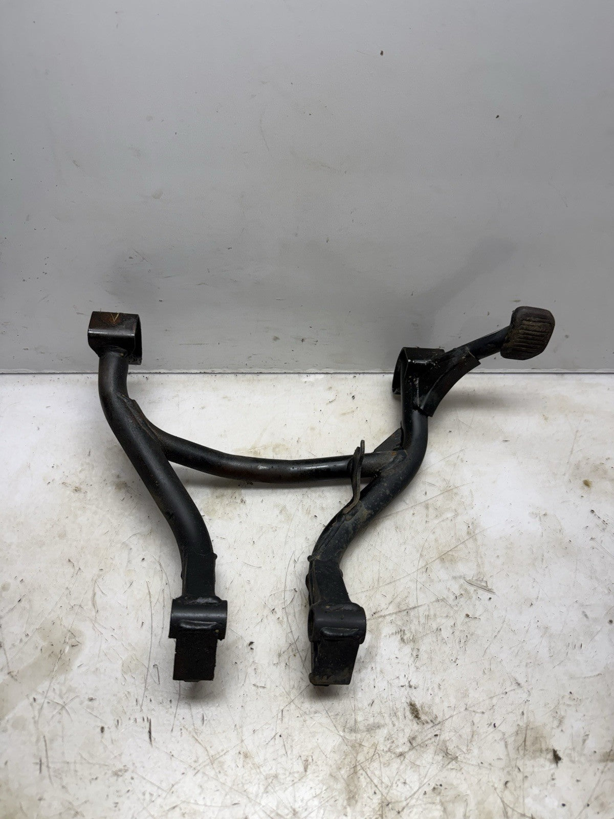 1998-2006 Suzuki Katana GSX600F OEM Center Stand 42100-08F00