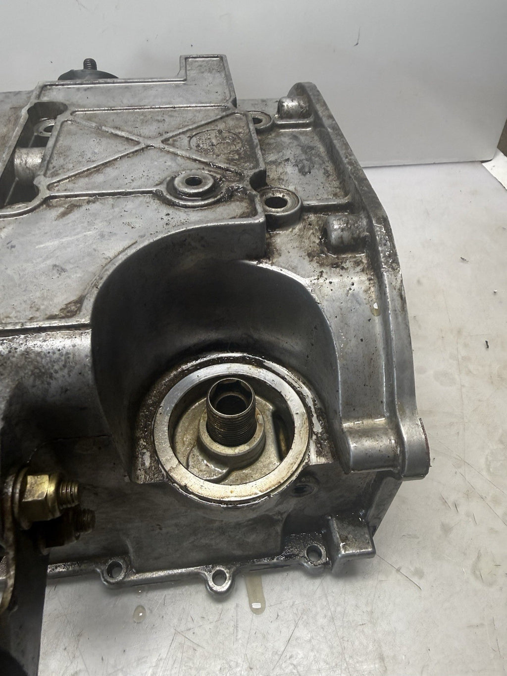 2009 Polaris Sportsman 850 XP OEM Cases Upper Lower Crankcase 2204084