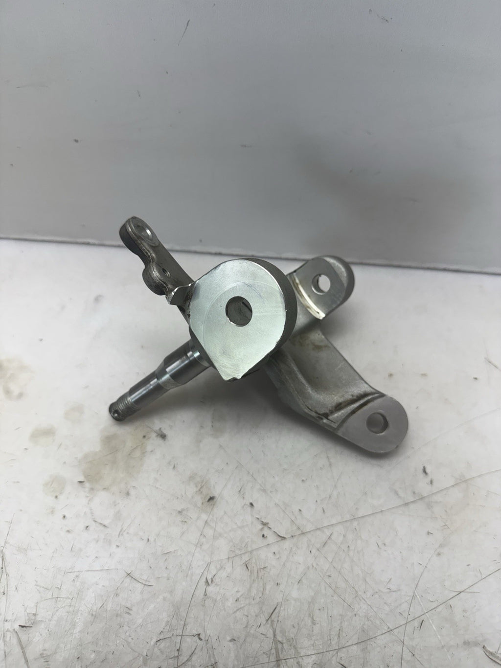 2003-2007 Suzuki Quadsport Z400 LTZ400 OEM FRONT RIGHT STEERING KNUCKLE
