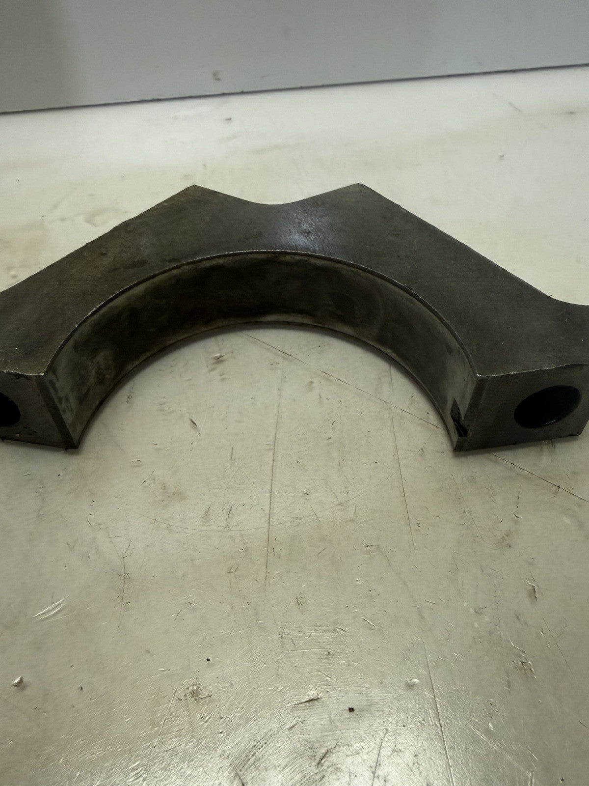 Caterpillar Diesel 3208 Main Bearing Cap ML5E28
