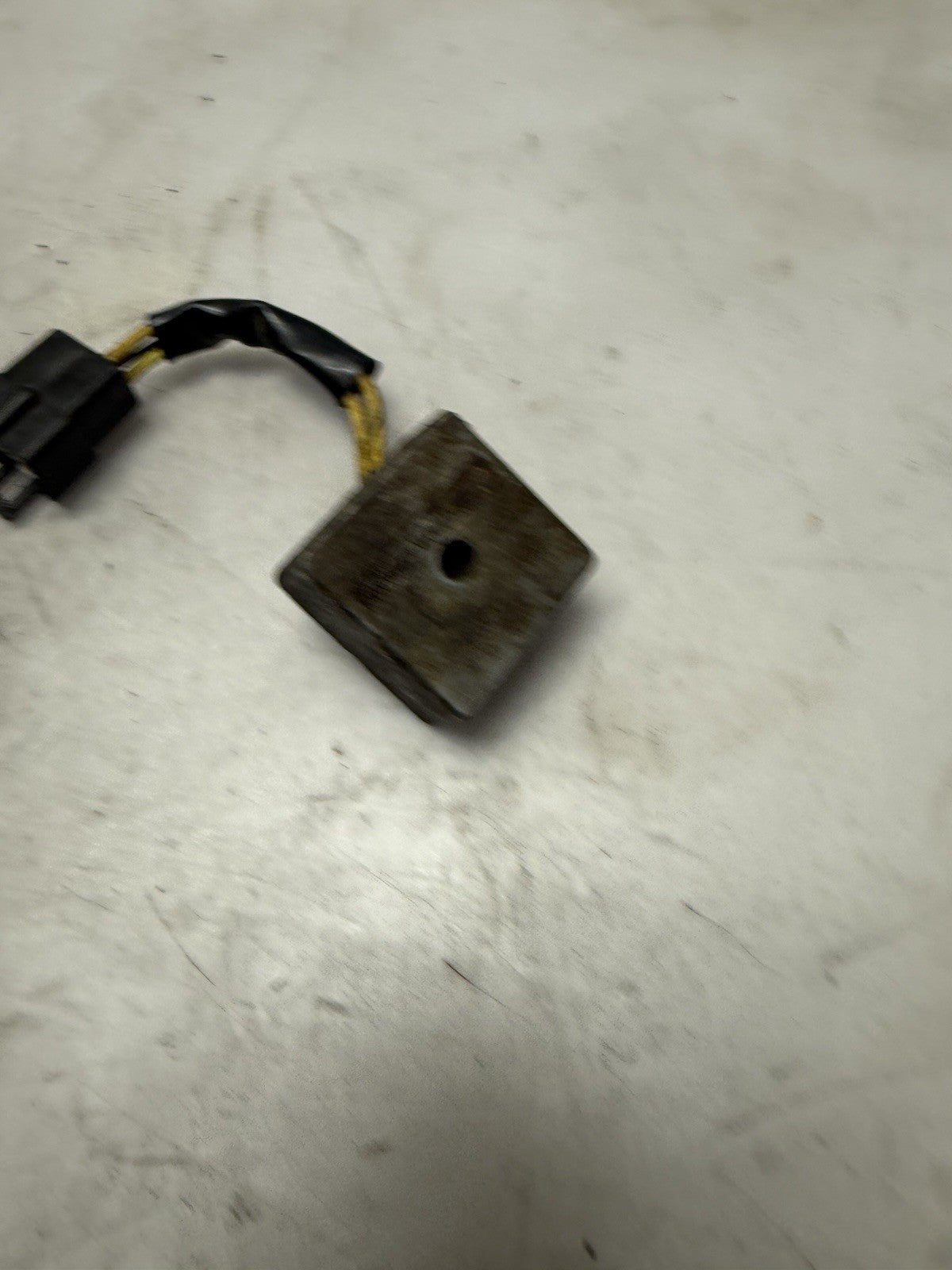 1996-2005 Ski-Doo MXZ 670 Formula 500 OEM Voltage Regulator Rectifier 515163800