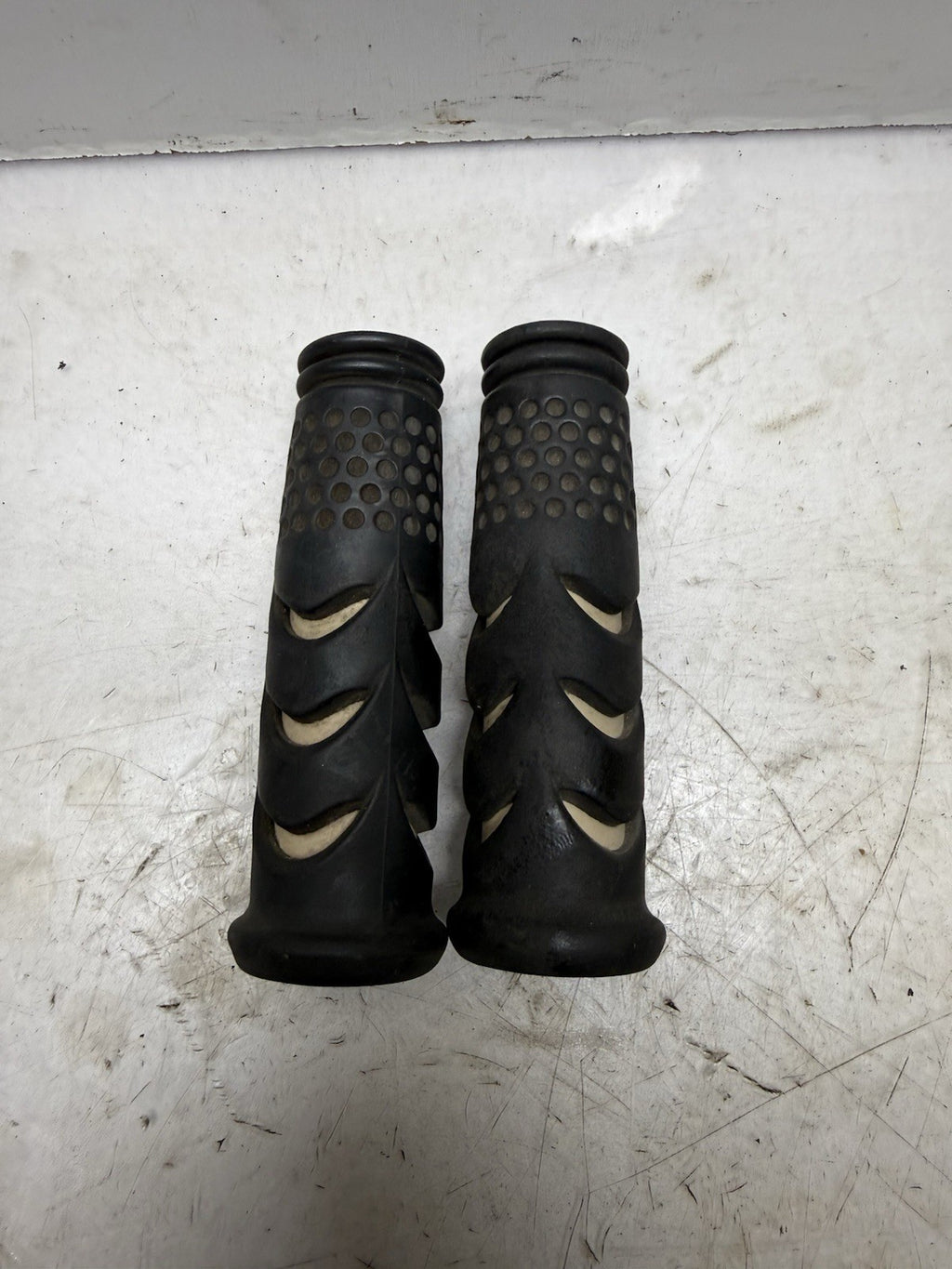 2003-2004 Sea-Doo GTX LTD OEM Handle Grip Set 277001130