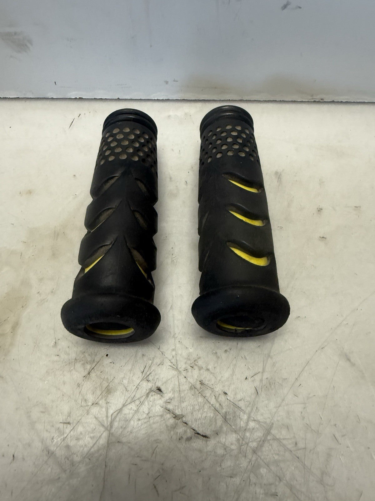 2004 Sea-Doo OEM Handlegrips Set Freshwater GTX 4-TEC RXP Yellow