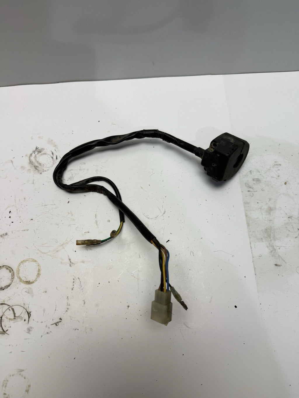 1989-1993 Yamaha Breeze 125 OEM Left Handlebar Start Stop Kill Switch Control
