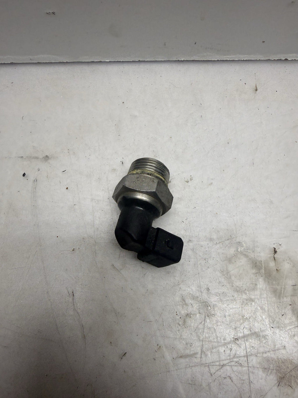 2004-2006 Sea-Doo RXP 215 OEM Oil Tank Pressure Switch 420256885 420256886