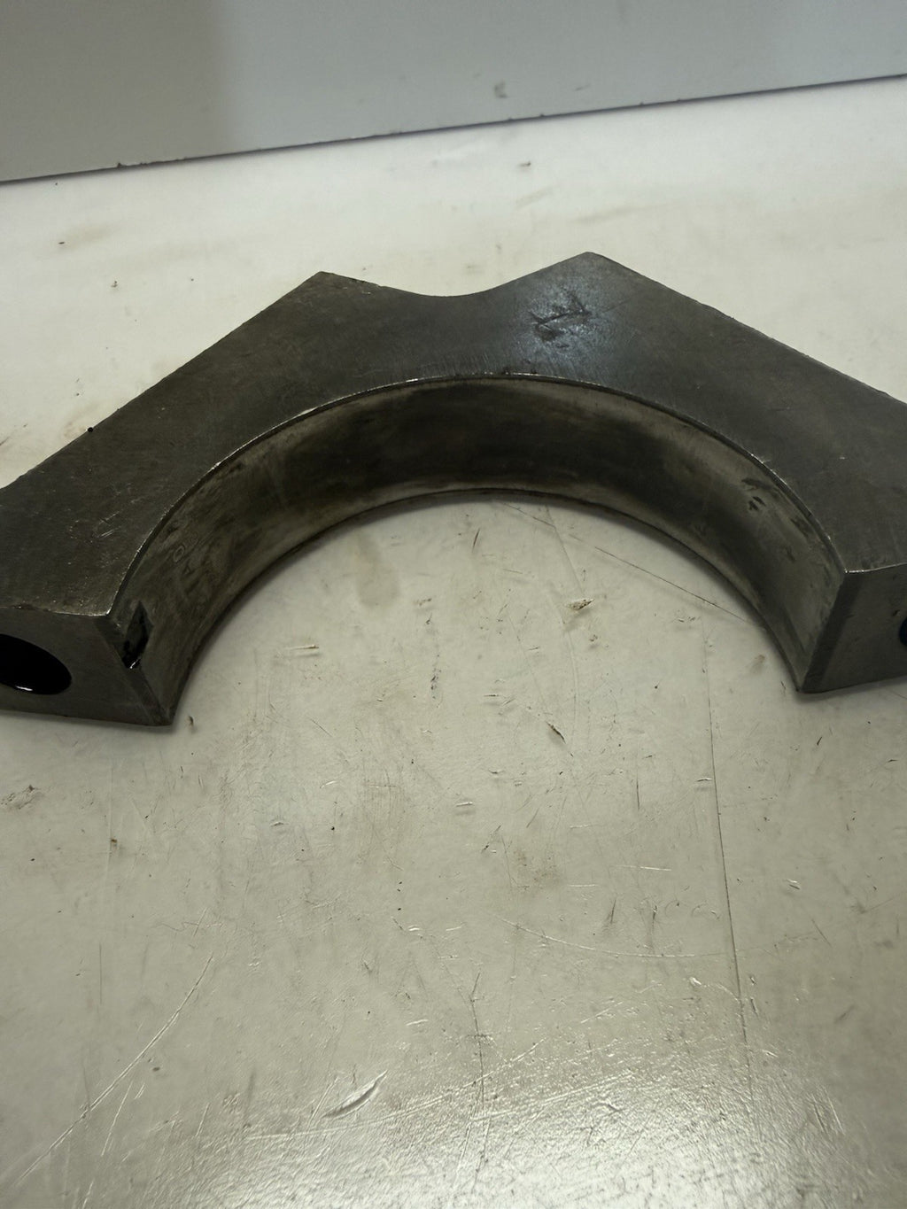 Caterpillar Diesel 3208 Main Bearing Cap ML5E28