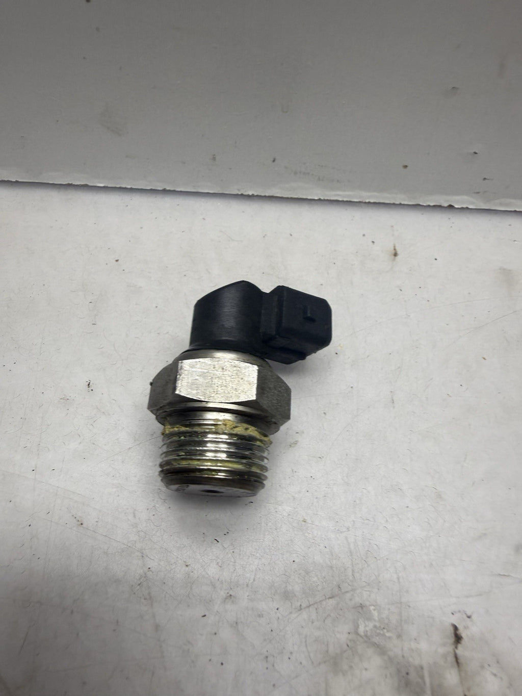 2004-2006 Sea-Doo RXP 215 OEM Oil Tank Pressure Switch 420256885 420256886